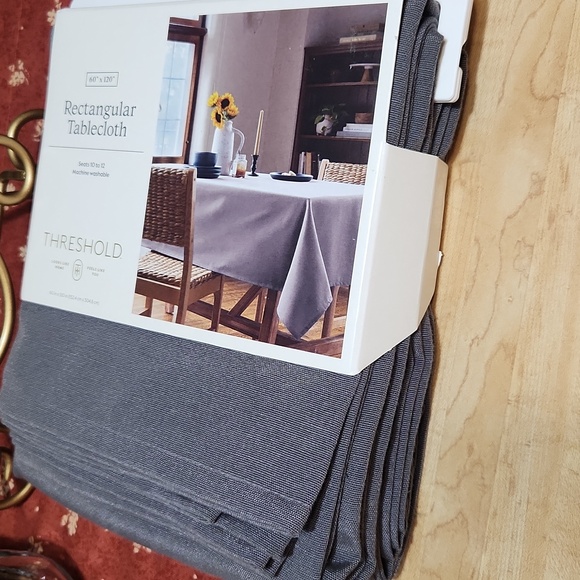Threshold Rectangular Tablecloth - Picture 10 of 11